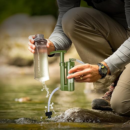 Portable Water Filter for Camping & Survival, Hand Pump Water Filter 3-Stage Purification System, 2000l Capacity, Perfect for Camping, Adventure, Backpacking, Survival, Emergency, and etc
