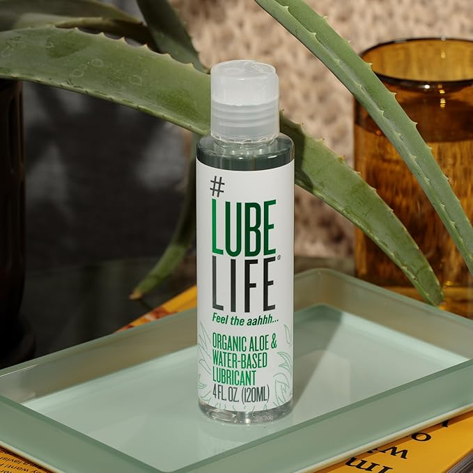 LubeLife Organic Aloe & Water Based Lube – Personal Lubricant for Women, Men & Couples – Toy & Condom Compatible, Hypoallergenic, Easy Clean Water Based Lubricant, 4 Fl Oz