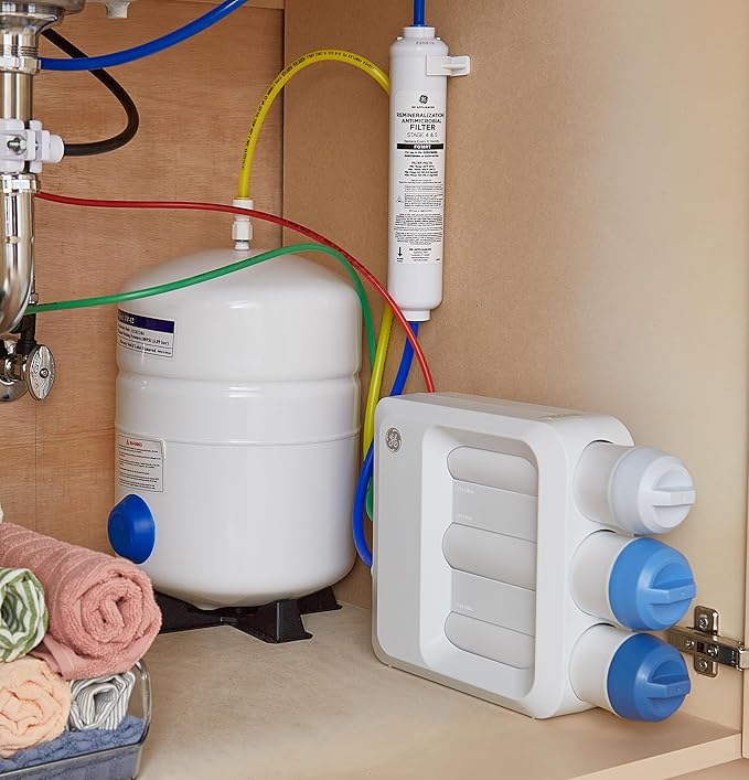 GE Membrane Filter Compatible with Select GE Under Sink Filtration Systems Including GXRQ18NBN, GNRQ18NBN, GXRV40TBN, Replace Every 12 Months, FQ18MN